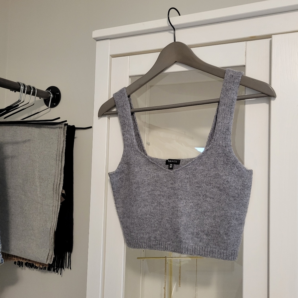 Thick knit cropped tank